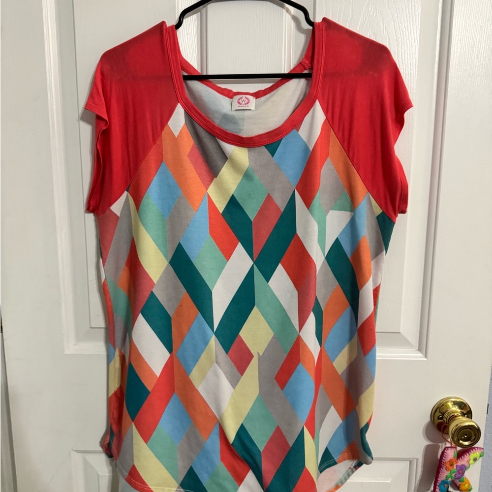 Vibrant Multicolor Geometric Short Sleeve Top